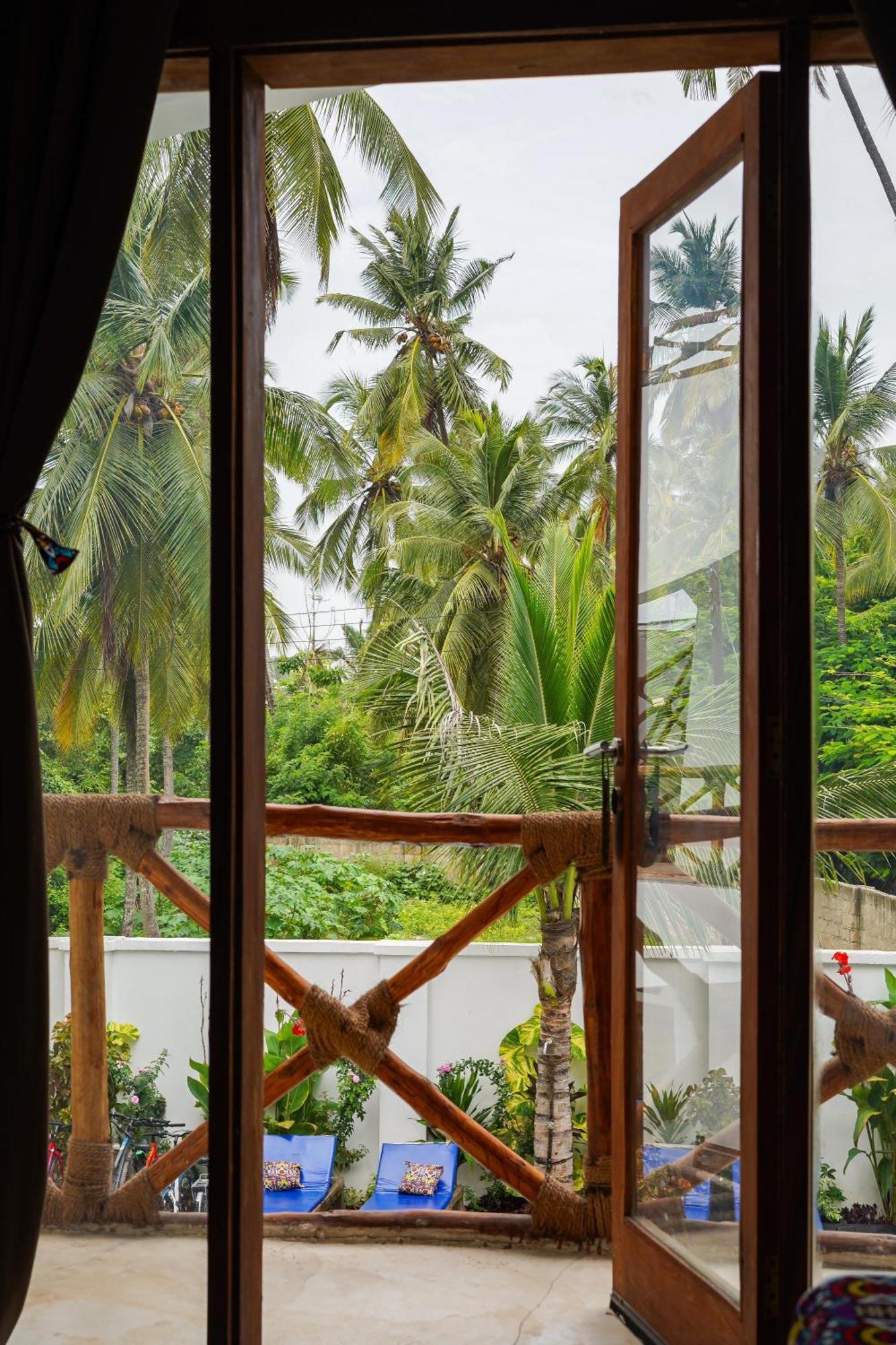 Mambo Cabana Pwani Mchangani Exterior photo
