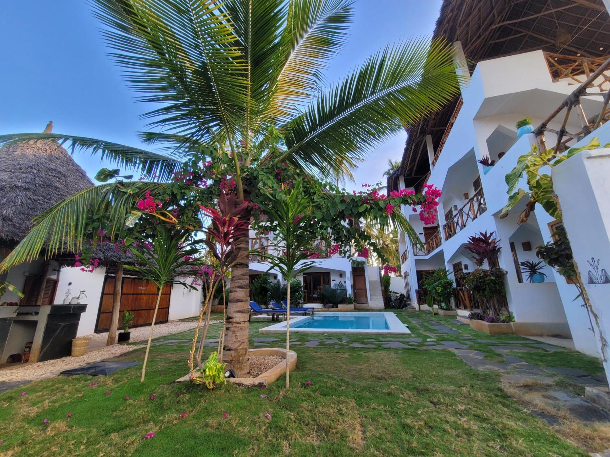 Mambo Cabana Pwani Mchangani Exterior photo